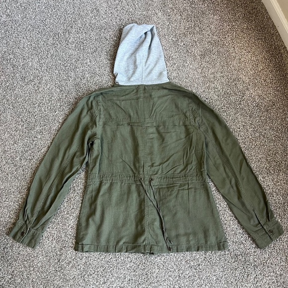 Maurice's Army Green Utility Jacket with Gray Jersey Hood, Size Small - Picture 8 of 10
